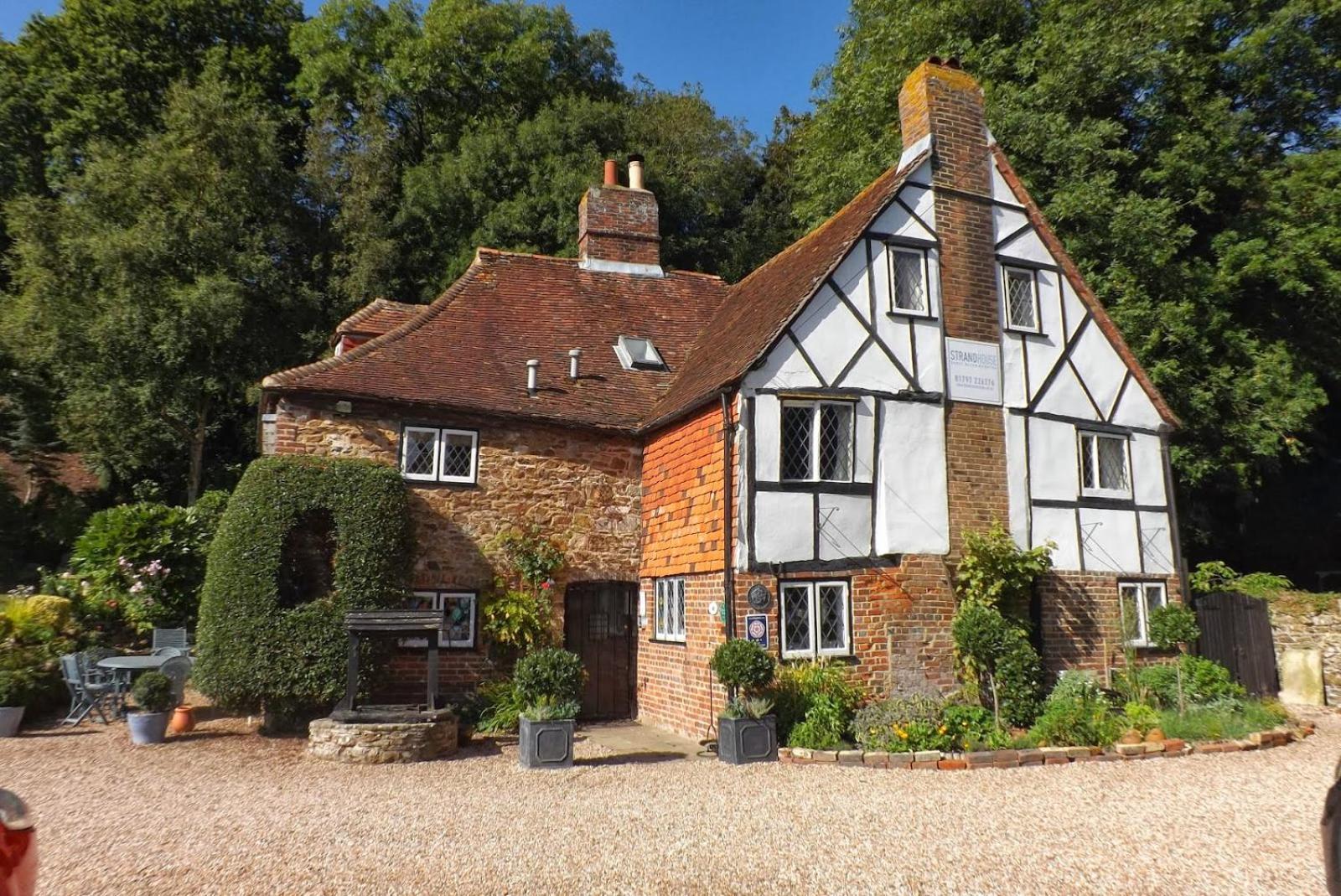 House Bed and breakfast 4*